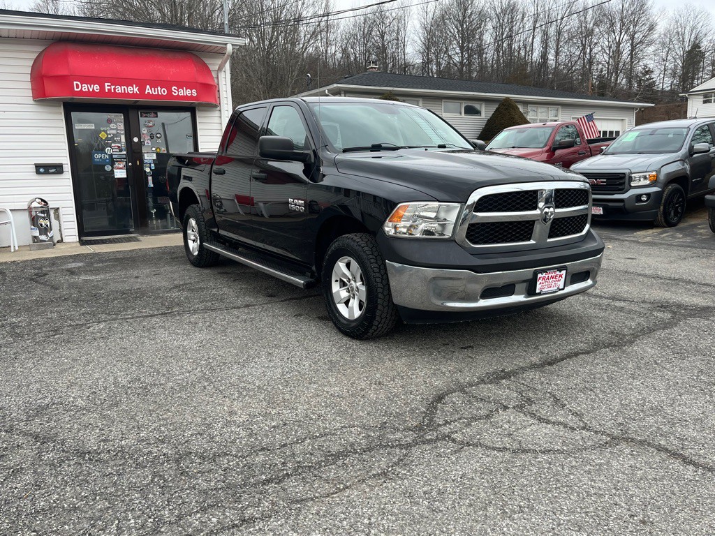 2015 RAM 1500 Image 2