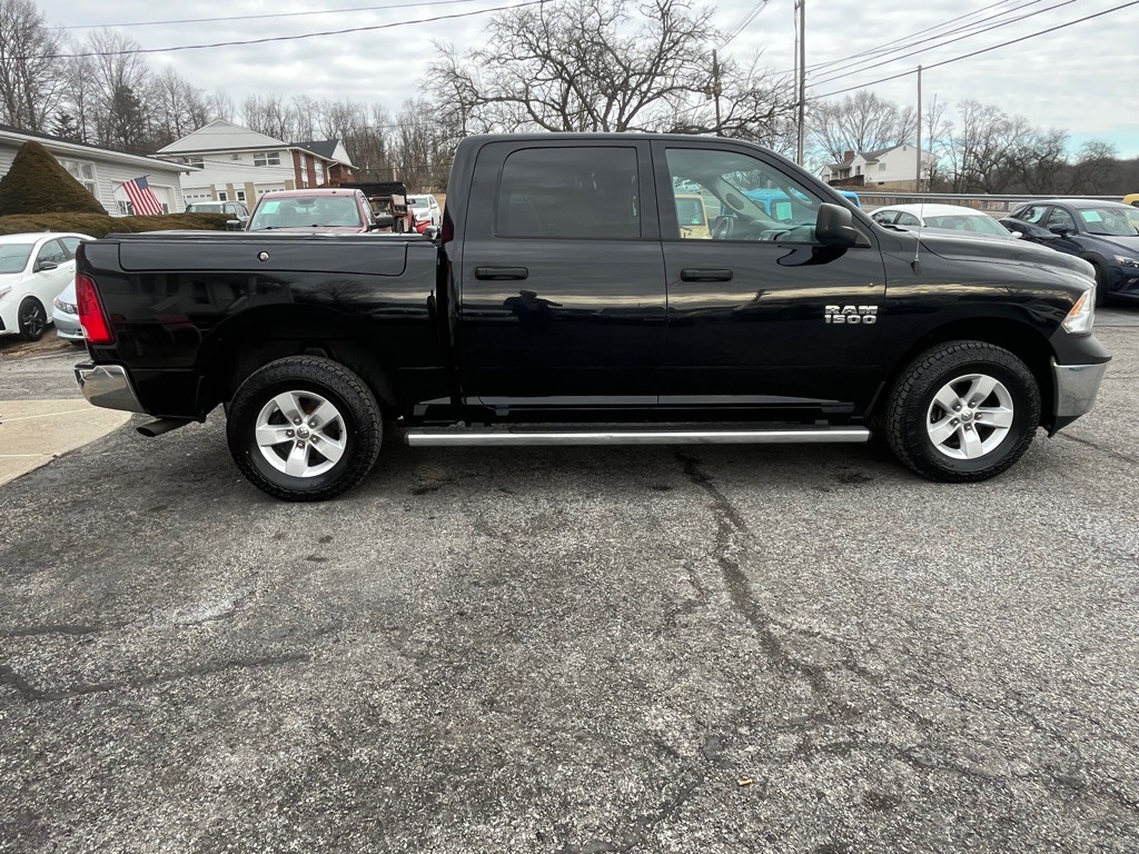 2015 RAM 1500 Image 7