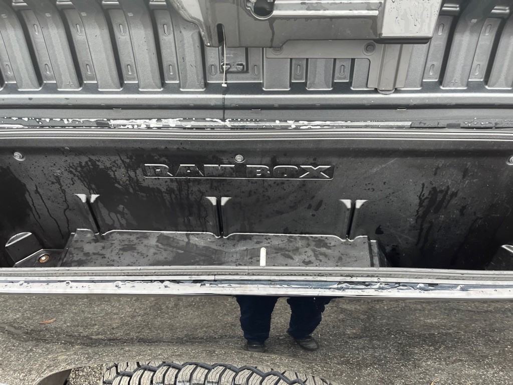 2015 RAM 1500 Image 11