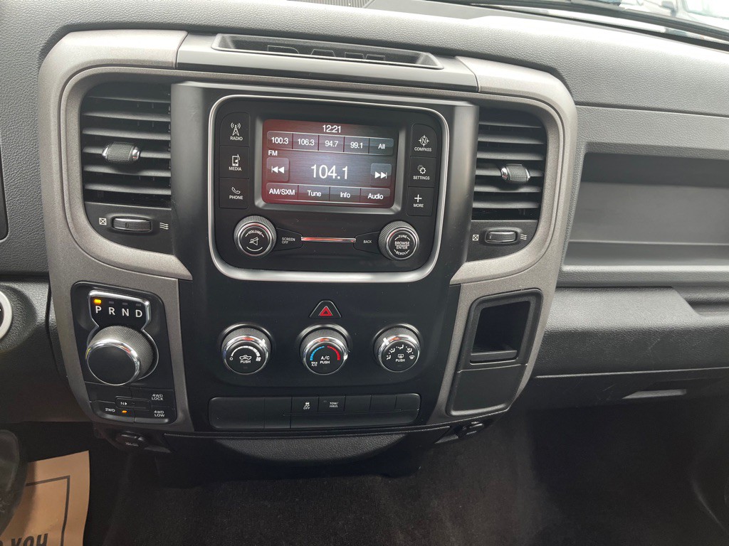 2015 RAM 1500 Image 16