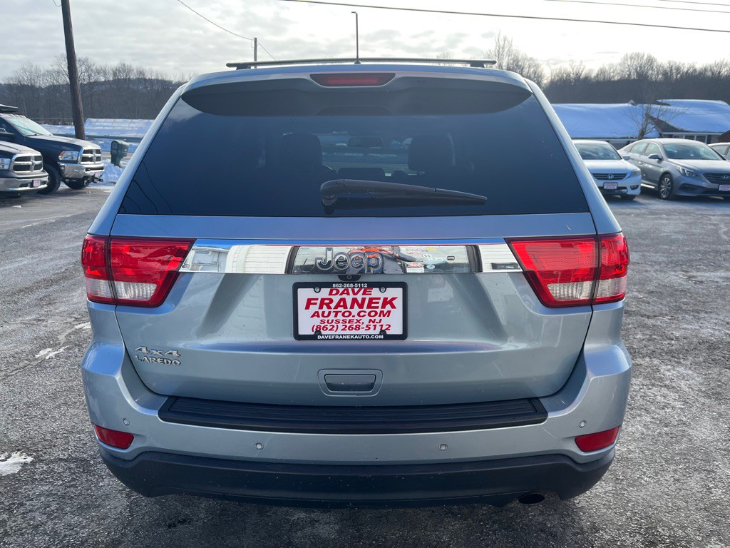 2012 Jeep Grand Cherokee Image 8