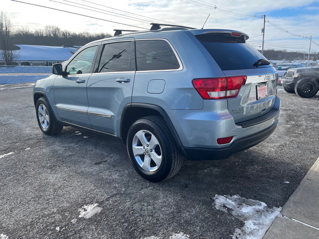 2012 Jeep Grand Cherokee Image 9