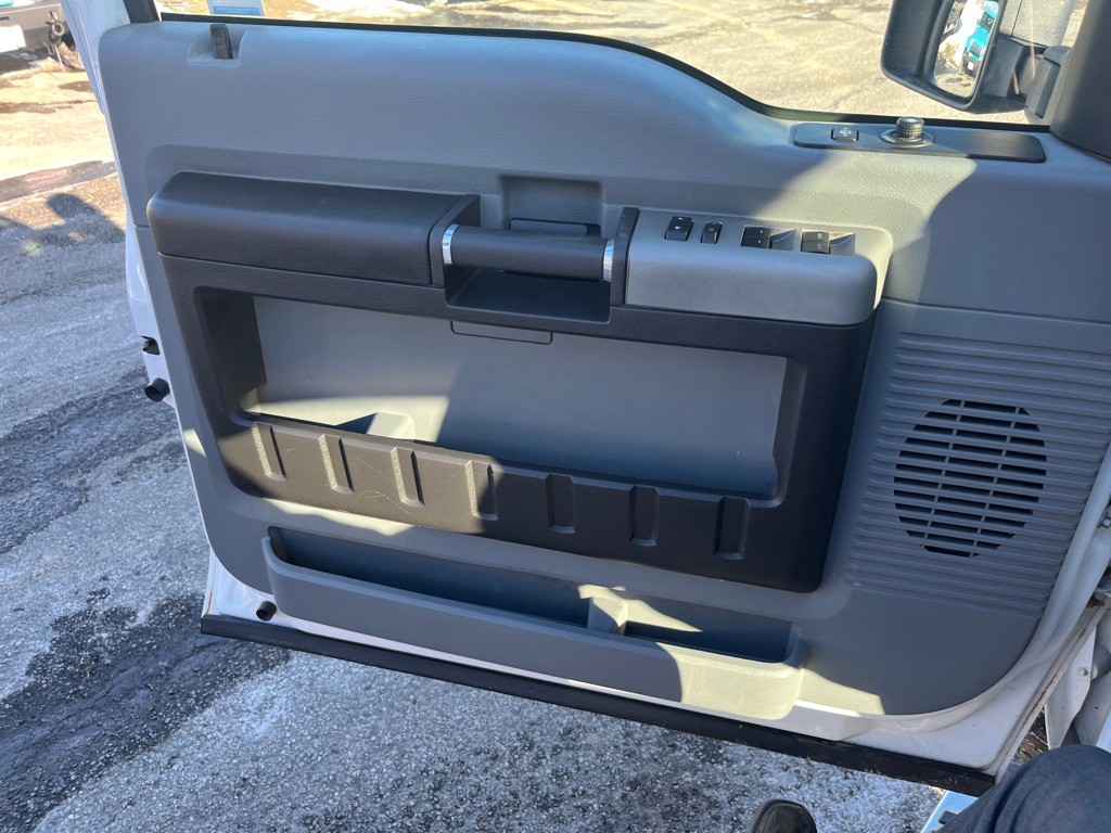 2015 Ford F-350 Image 10