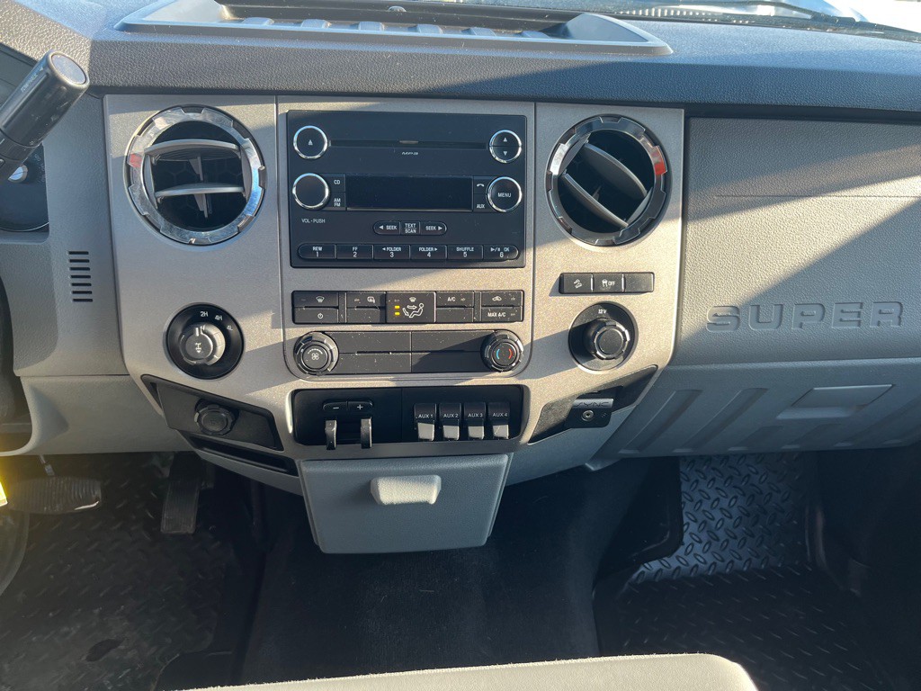 2015 Ford F-350 Image 11