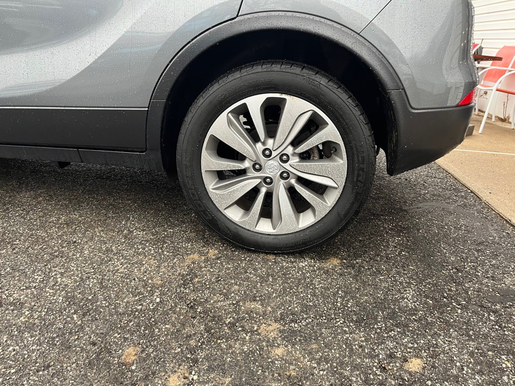 2019 Buick Enclave Image 10