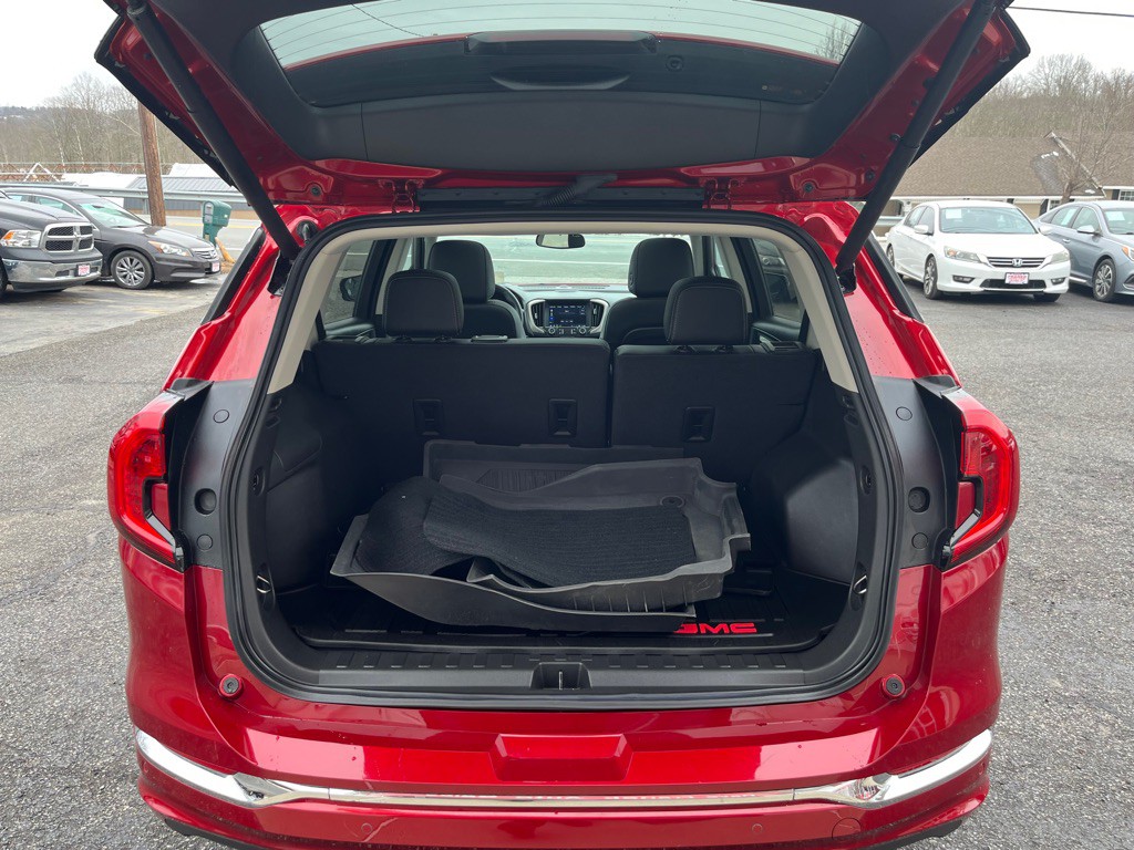 2024 GMC Terrain Image 6