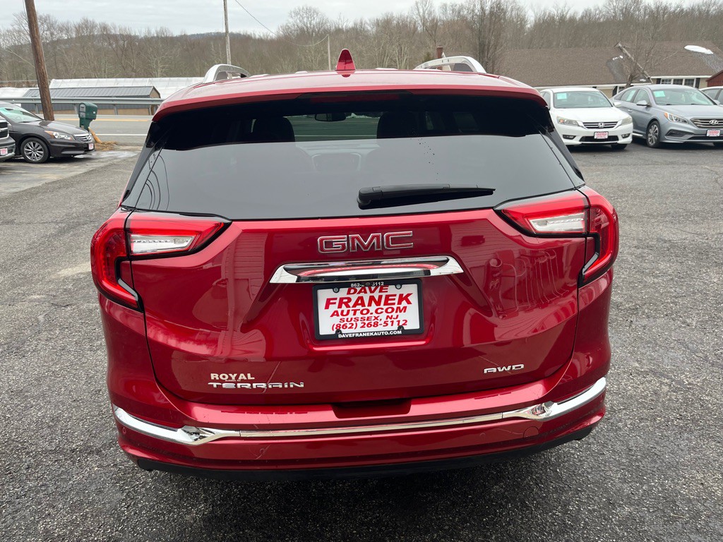 2024 GMC Terrain Image 7