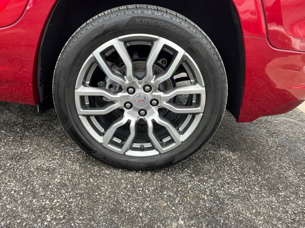 2024 GMC Terrain Image 9