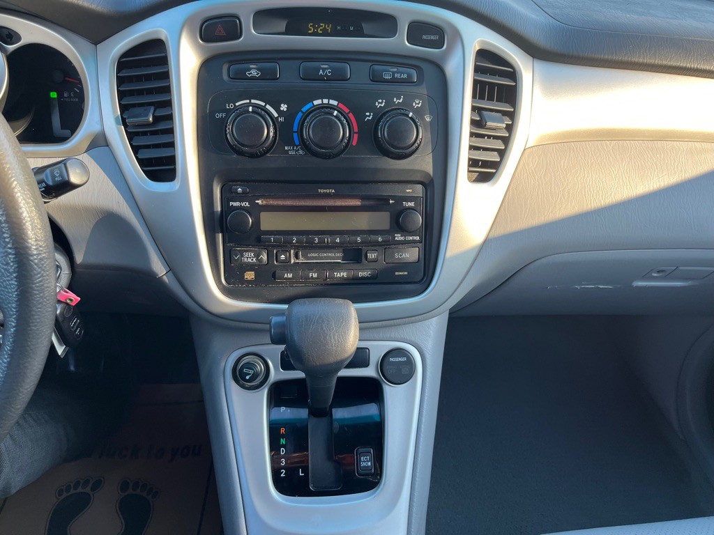 2005 Toyota Highlander Image 13