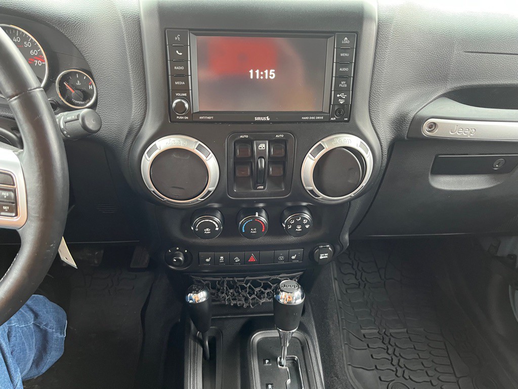 2015 Jeep Wrangler Unlimited Image 13