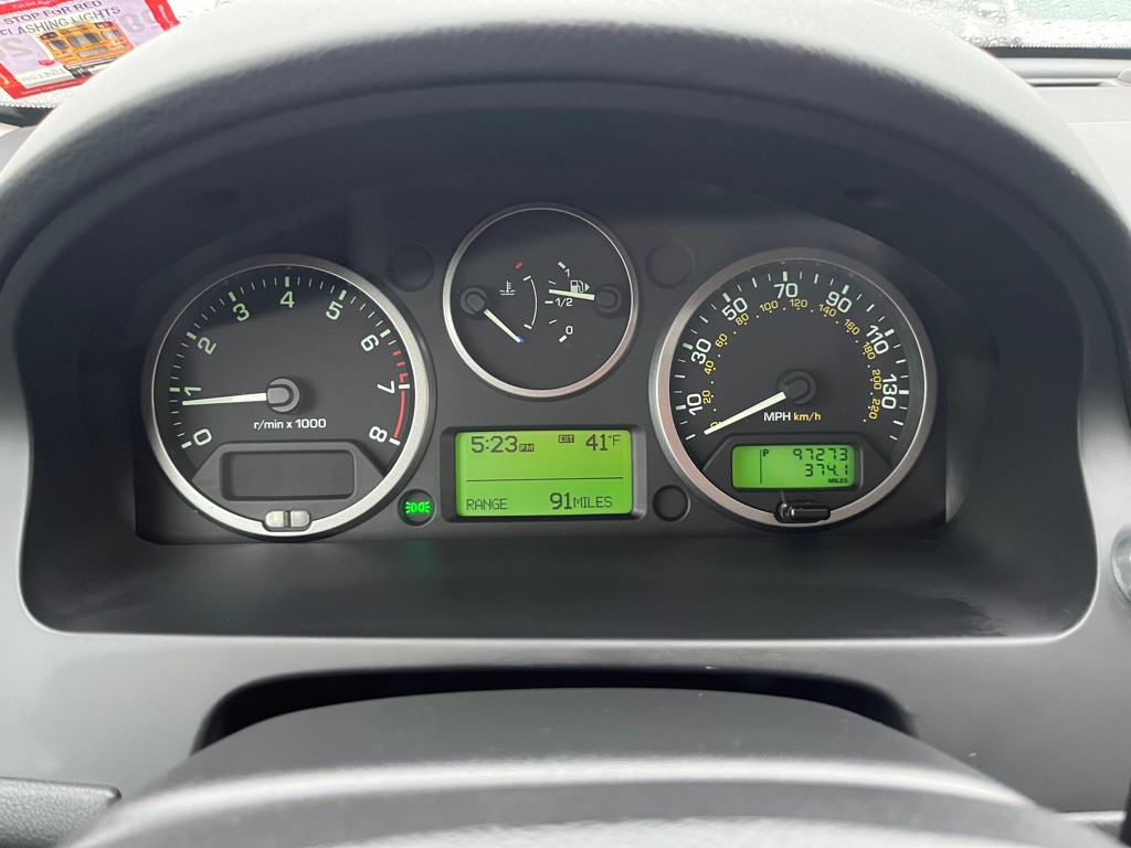 2011 Land Rover LR2 Image 15