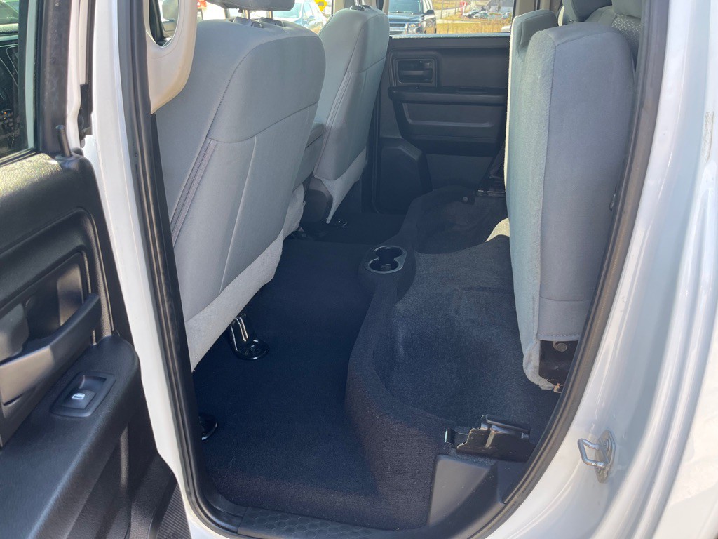 2019 RAM 1500 Image 8