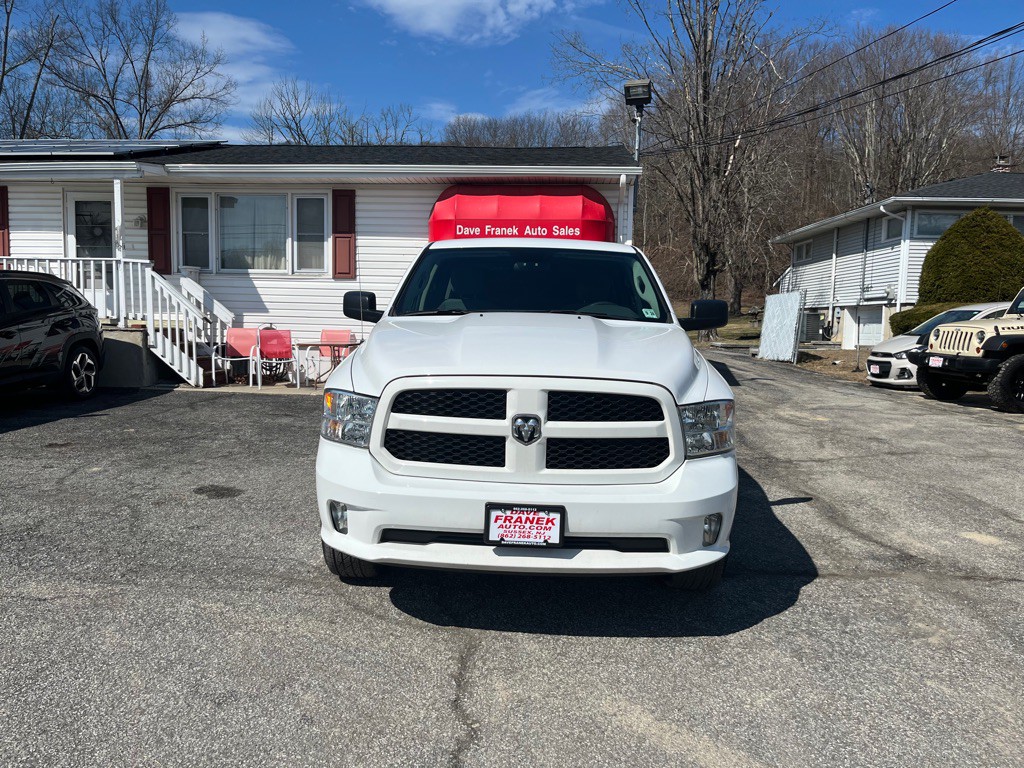 2019 RAM 1500 Image 3