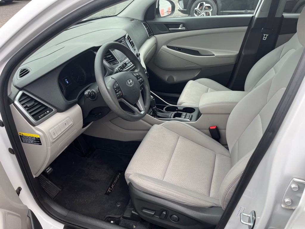 2017 Hyundai Tucson Image 9