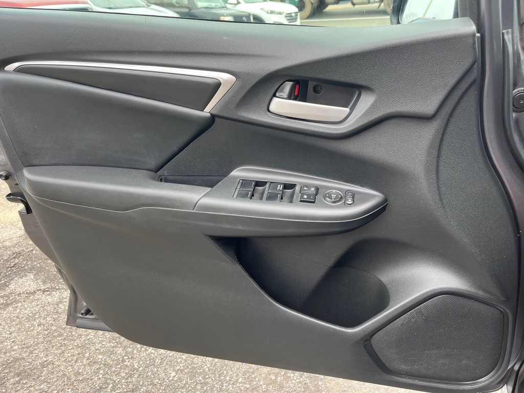 2015 Honda Fit Image 13