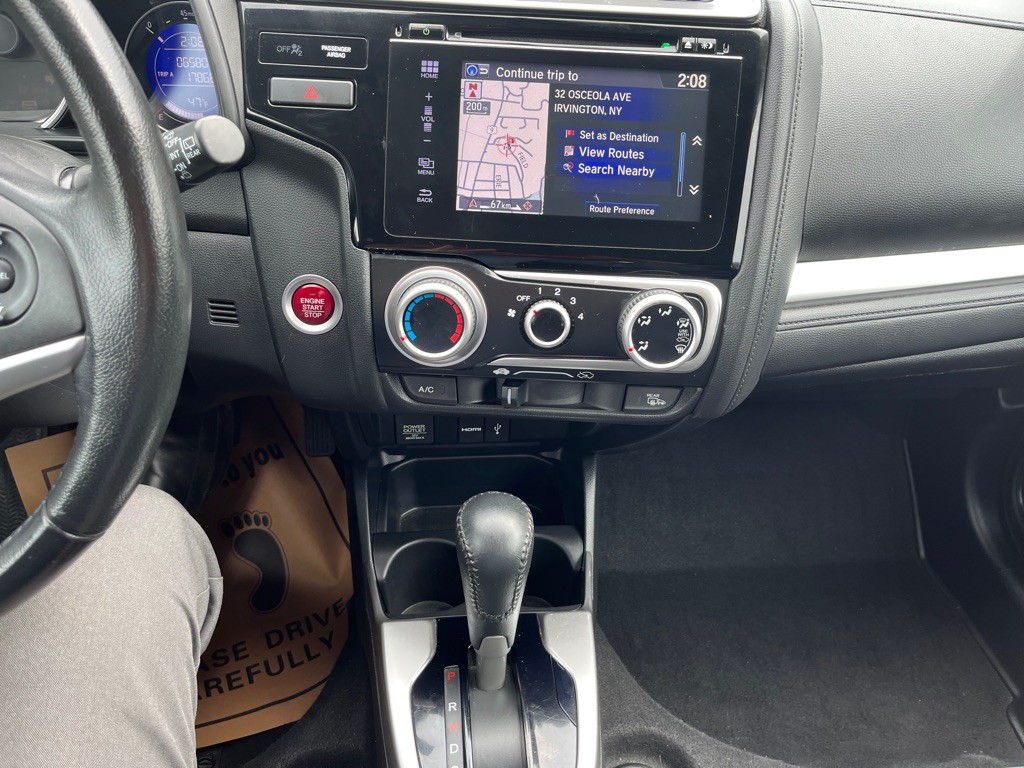 2015 Honda Fit Image 16