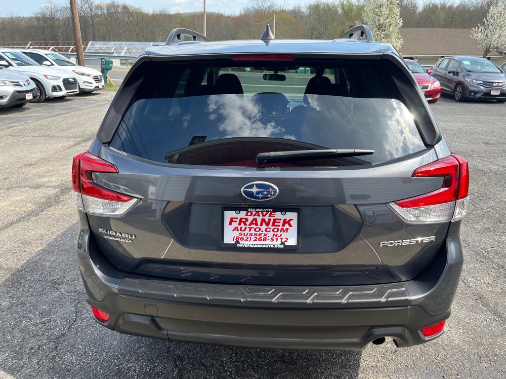 2022 Subaru Forester Image 7