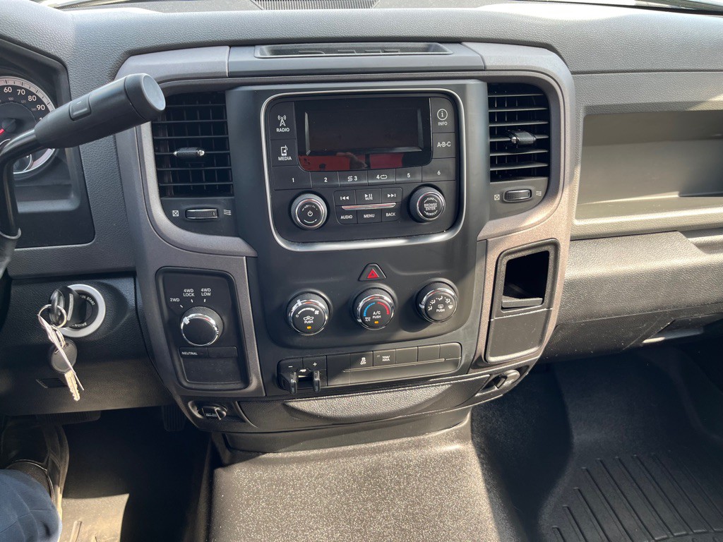 2013 RAM 1500 Image 12