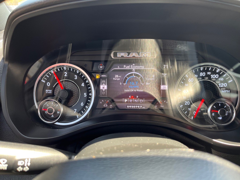 2020 RAM 1500 Image 15