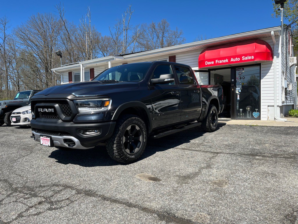2019 RAM 1500 Image 3
