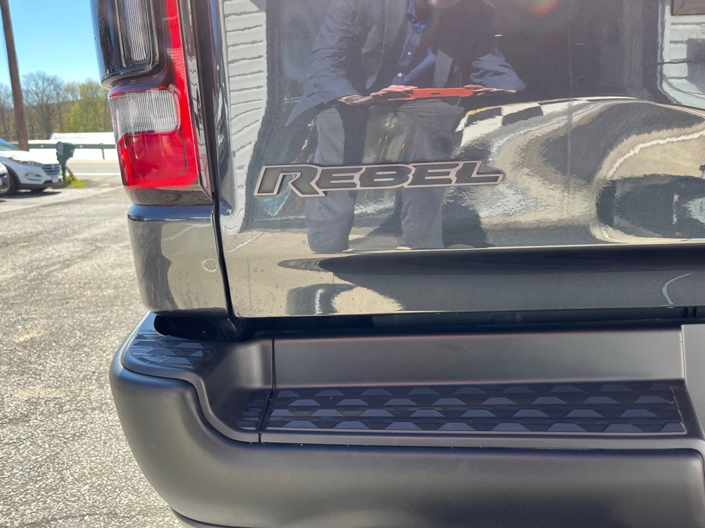 2019 RAM 1500 Image 9