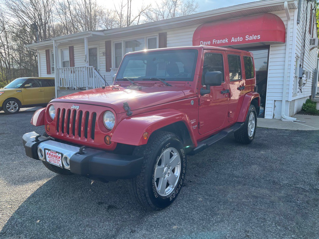 2011 Jeep Wrangler Unlimited Image 3