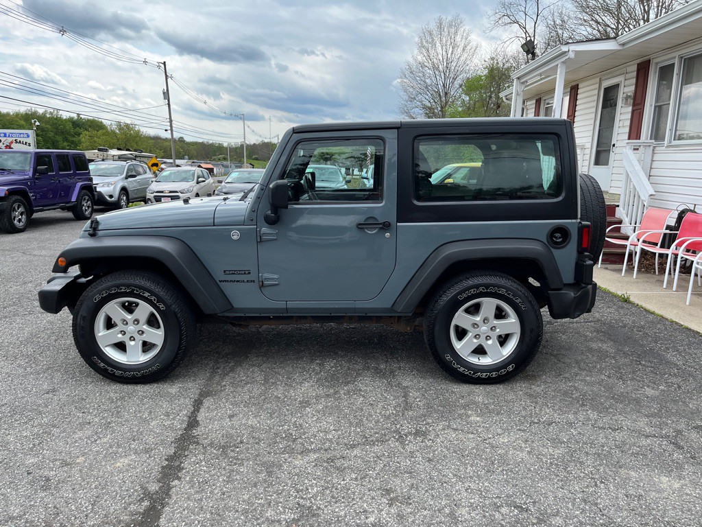 2015 Jeep Wrangler Image 8