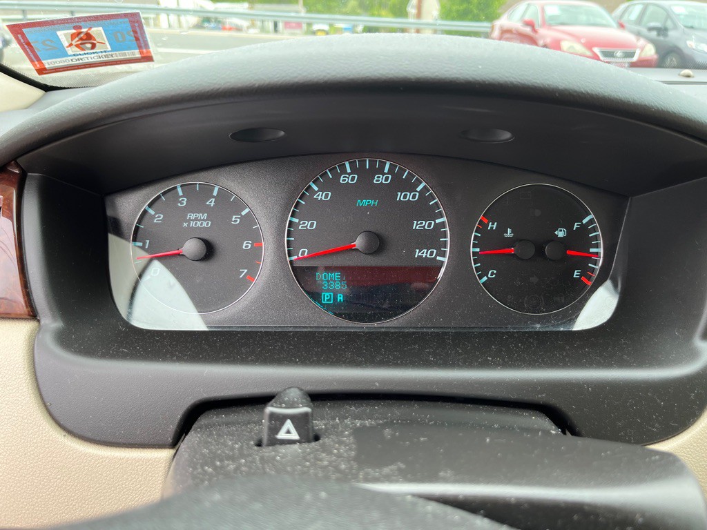 2010 Chevrolet Impala Image 13