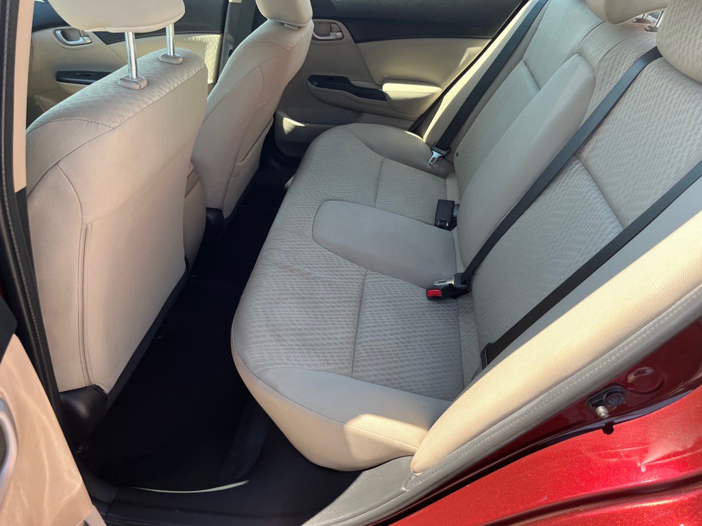 2015 Honda Civic Image 9