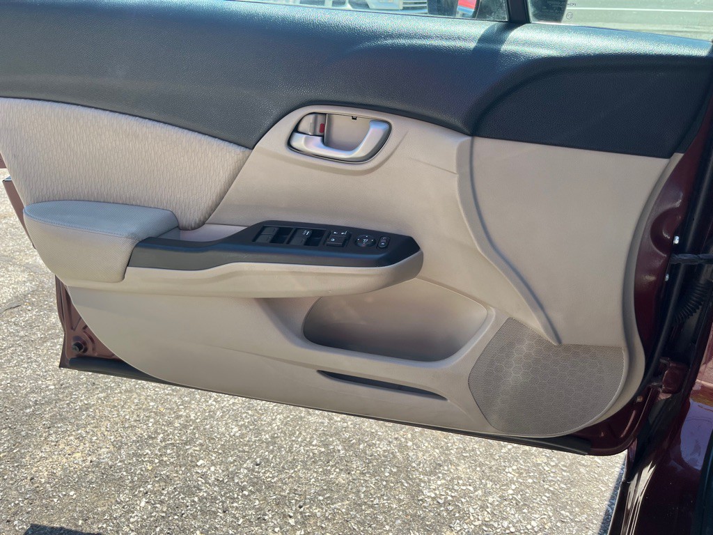2015 Honda Civic Image 11
