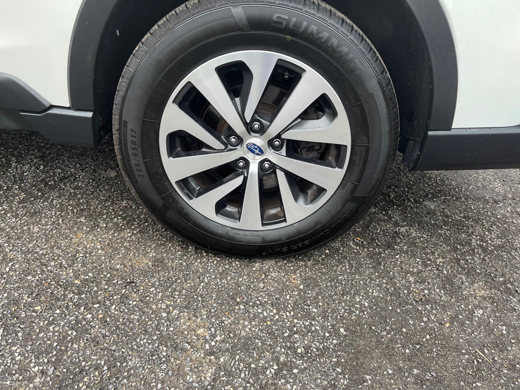 2022 Subaru Outback Image 9