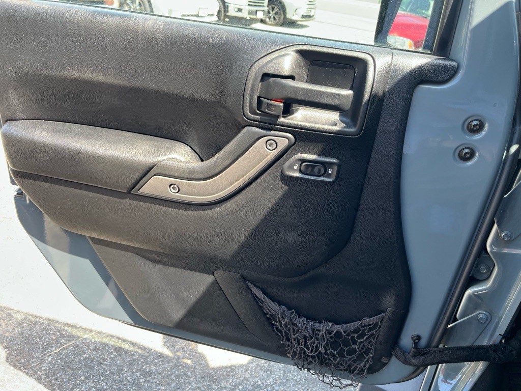 2015 Jeep Wrangler Image 10