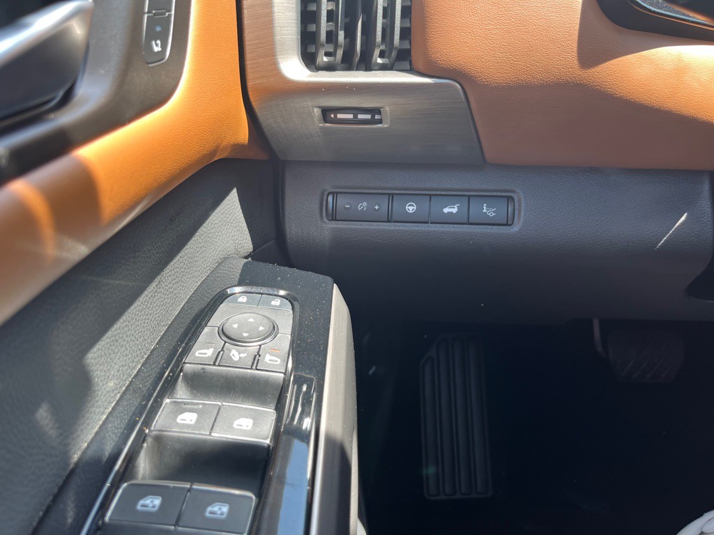 2024 Nissan Pathfinder Image 16