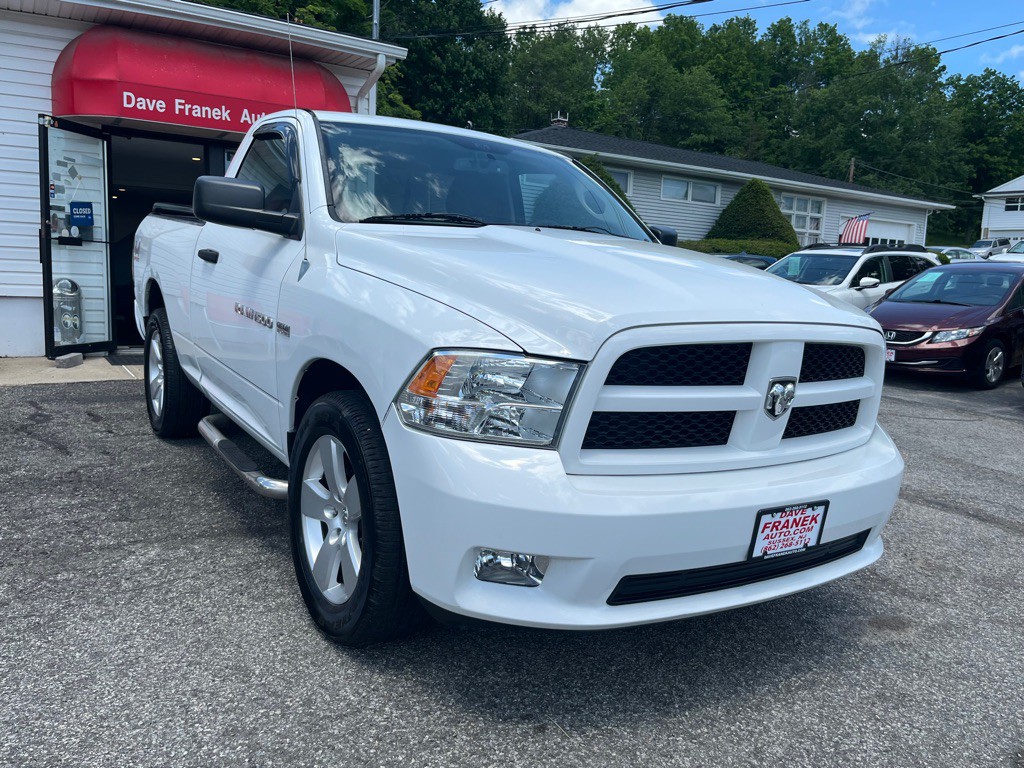 2012 RAM 1500 Image 2