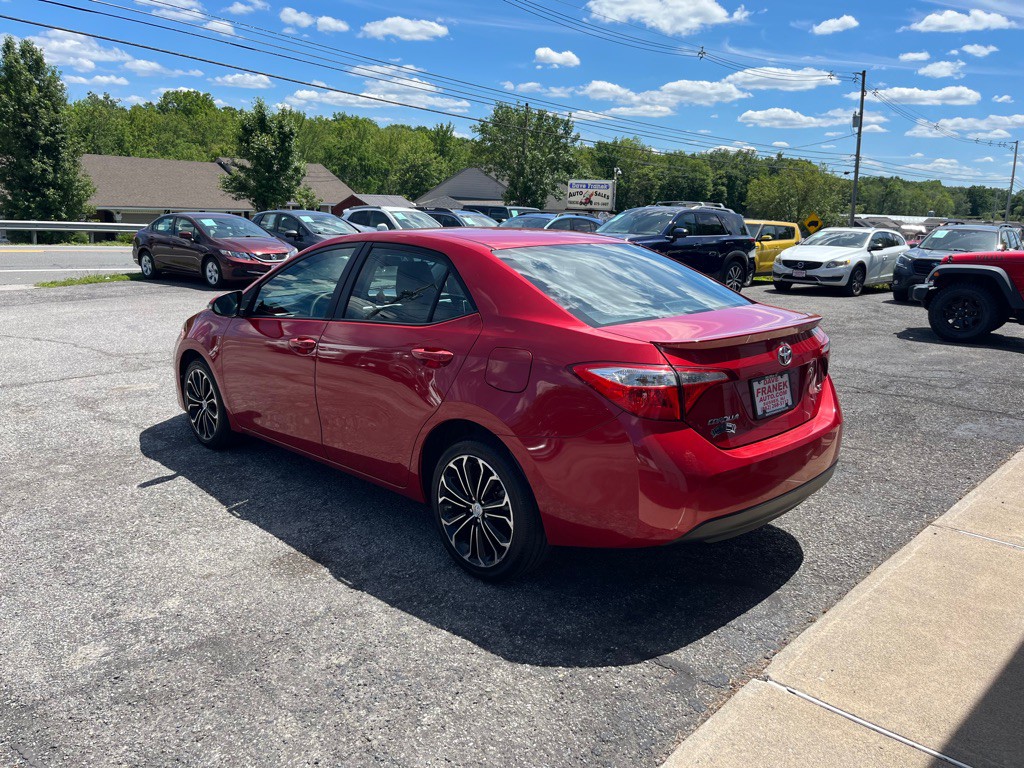 2015 Toyota Corolla Image 5