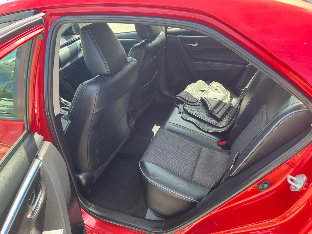2015 Toyota Corolla Image 9