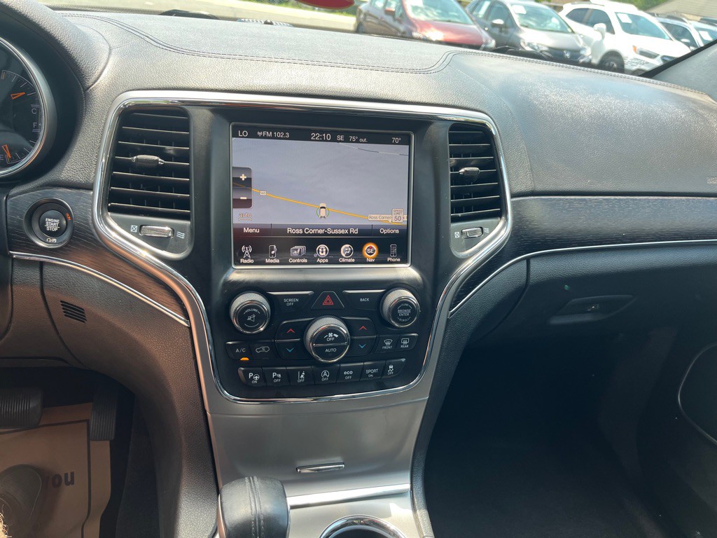 2017 Jeep Grand Cherokee Image 15