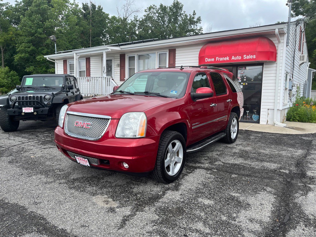 2012 GMC Yukon Image 2