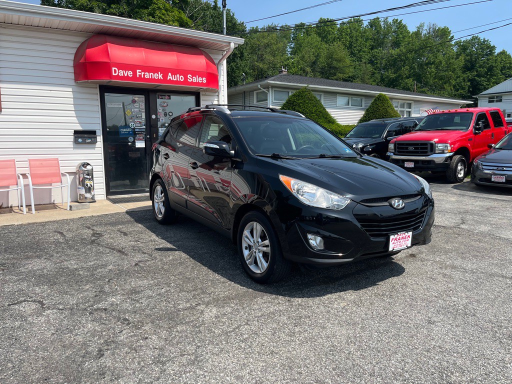 2013 Hyundai Tucson Image 2