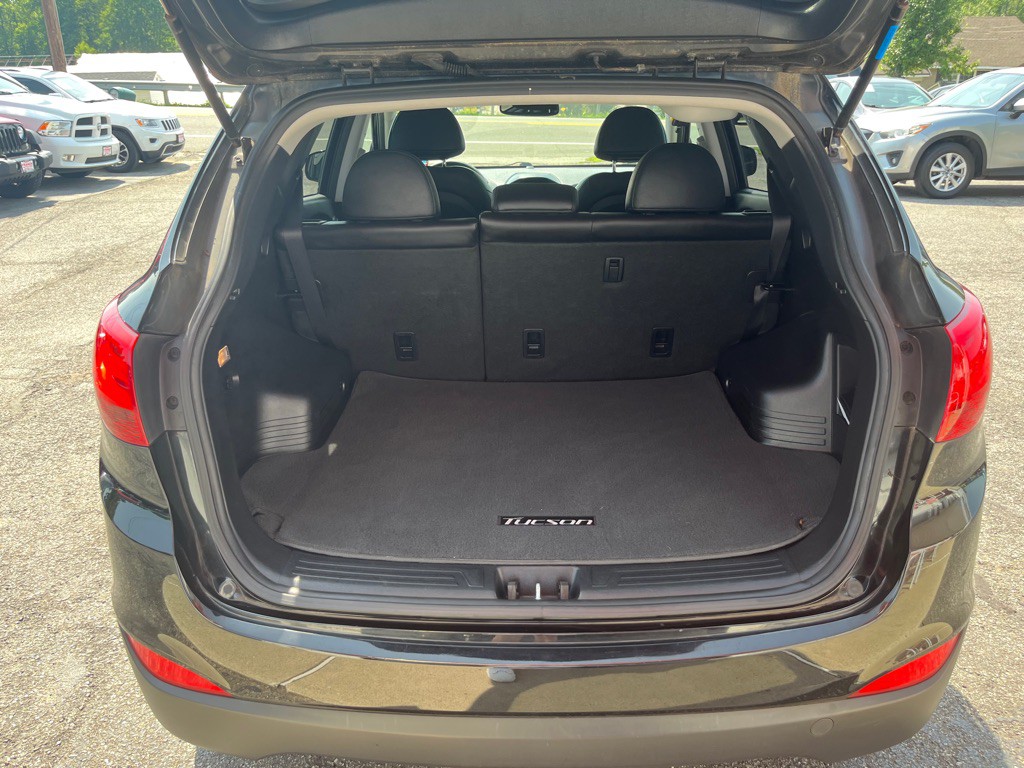 2013 Hyundai Tucson Image 8
