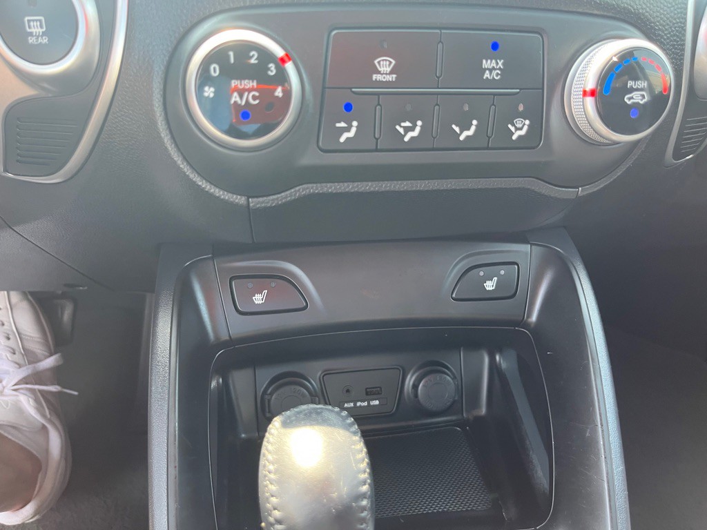 2013 Hyundai Tucson Image 15