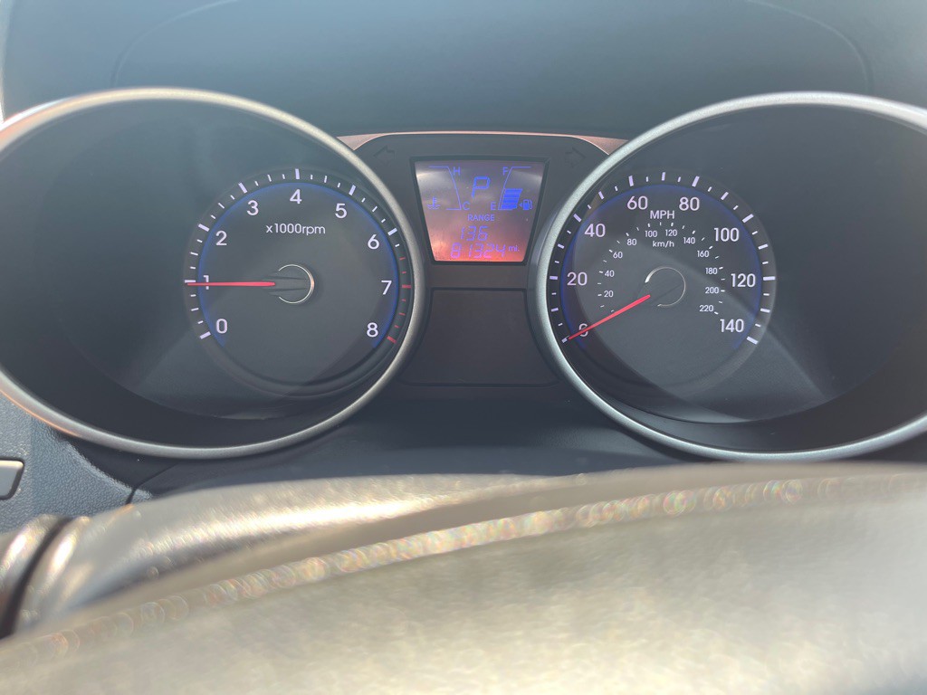 2013 Hyundai Tucson Image 17