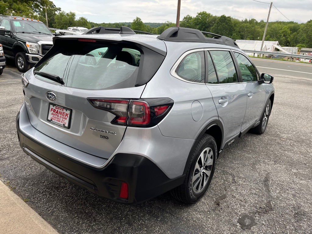 2020 Subaru Outback Image 6