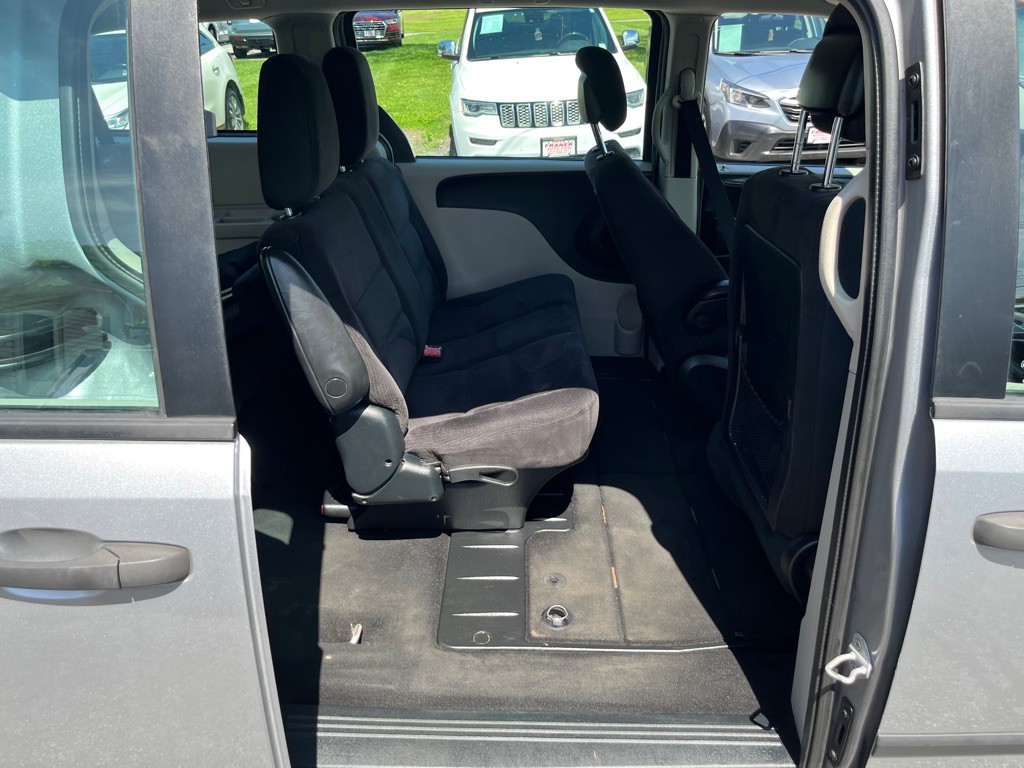 2015 Dodge Grand Caravan Image 8