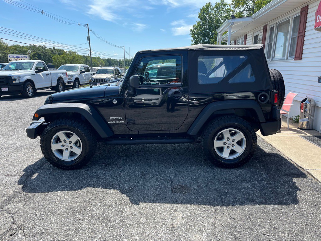 2015 Jeep Wrangler Image 11