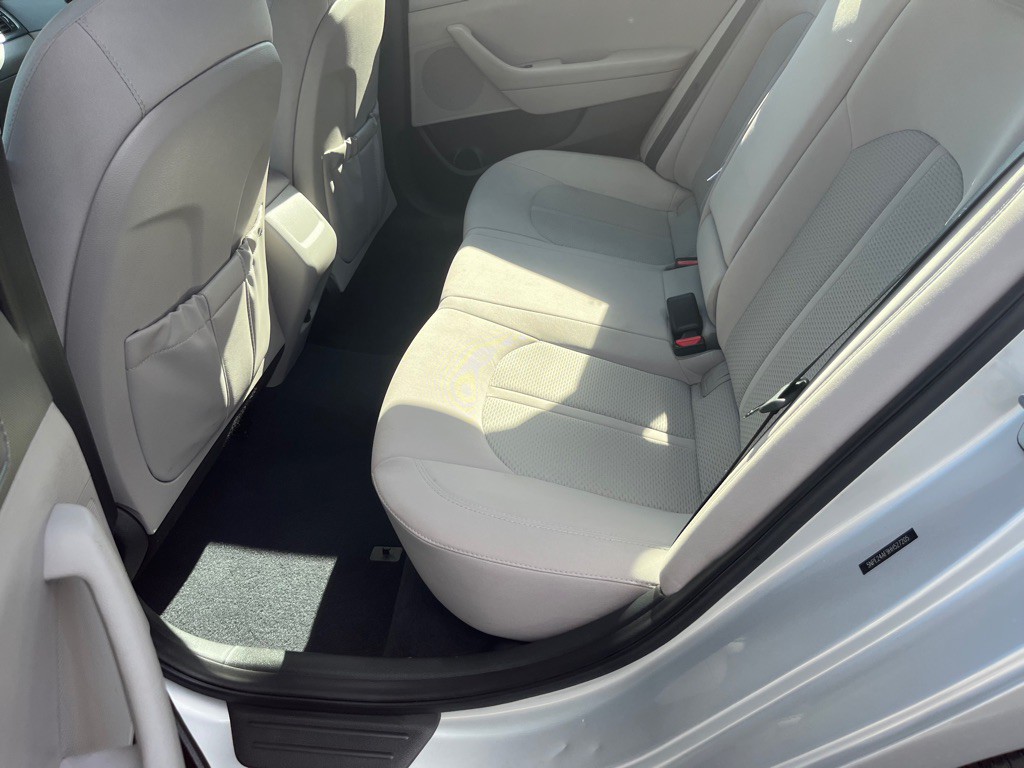 2017 Hyundai Sonata Image 8