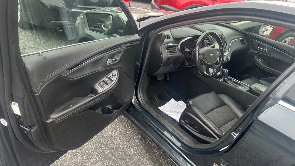 2018 Chevrolet Impala Image 11