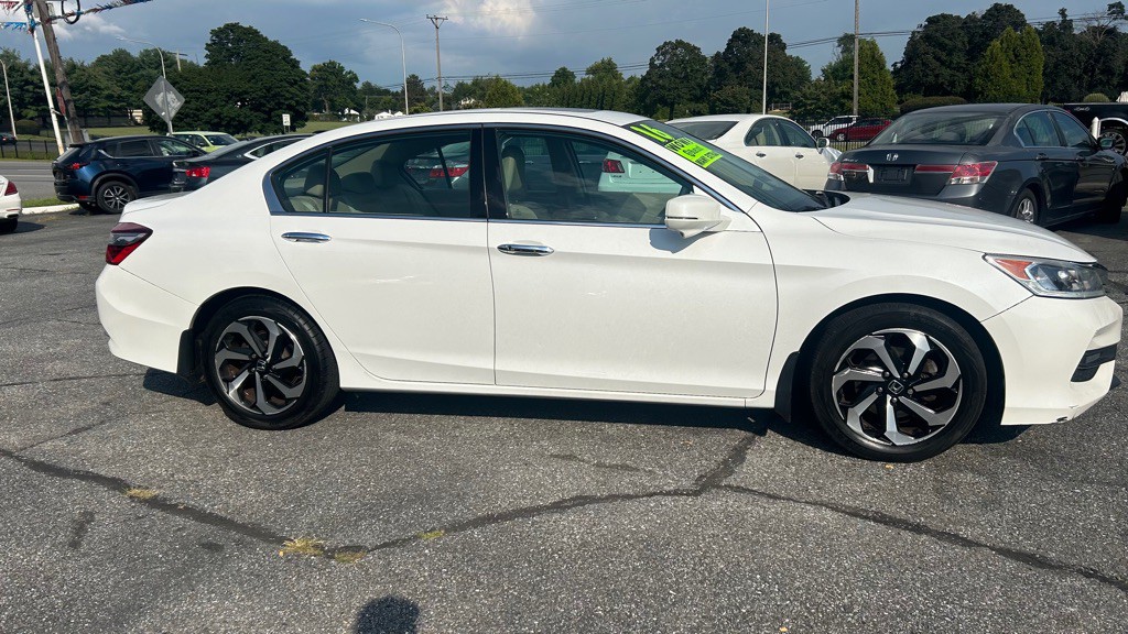 2016 Honda Accord Image 6