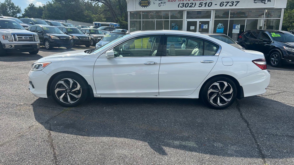 2016 Honda Accord Image 7