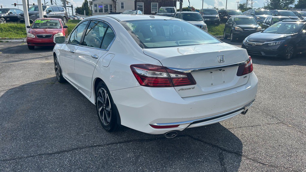 2016 Honda Accord Image 8
